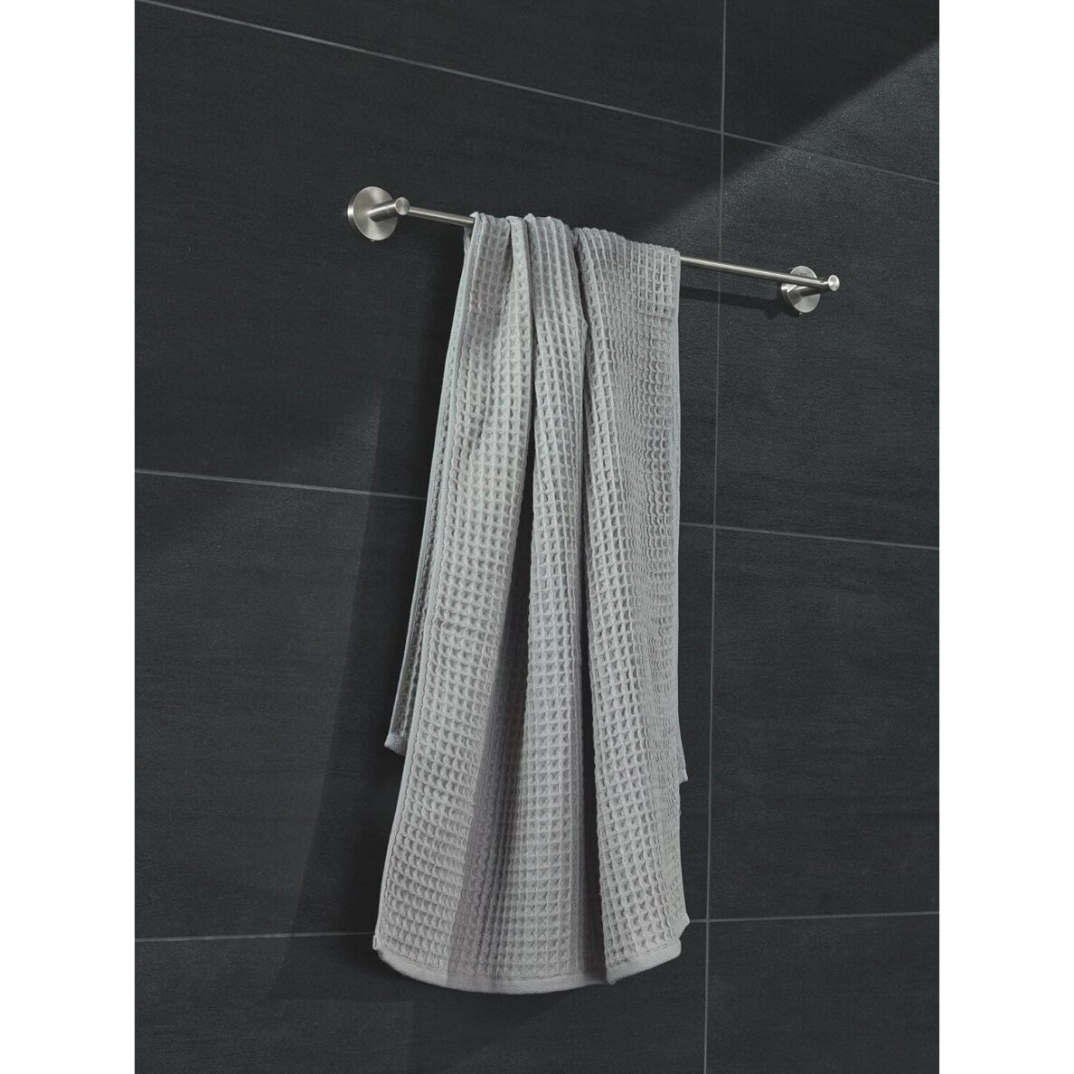 GROHE Start rankšluosčių laikiklis (654mm) GROHE Start rankšluosčių laikiklis (654mm)