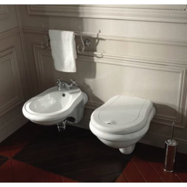 Kerasan Retro pakabinamas WC, baltas su lėtai nusileidžiančiu dangčiu