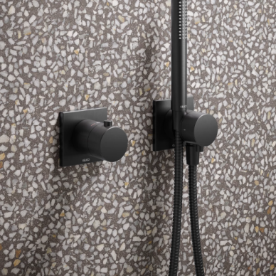 Keuco IXMO potinkinė termostatinė dušo sistema, 250 mm dušo galva, šlifuotas paviršius - juoda spalva 4 Keuco IXMO potinkinė termostatinė dušo sistema, 250 mm dušo galva, šlifuotas paviršius - juoda spalva 4