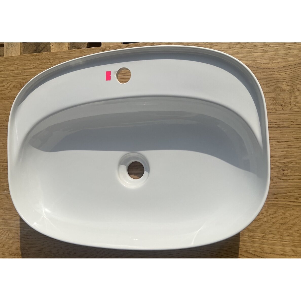 Pastatomas ant stalviršio praustuvas Alice Ceramica Lavabo Form Ovale 60x45 (BE GAMYKLINĖS PAKUOTĖS, SU MAŽU DEFEKTU) NR. 3 1