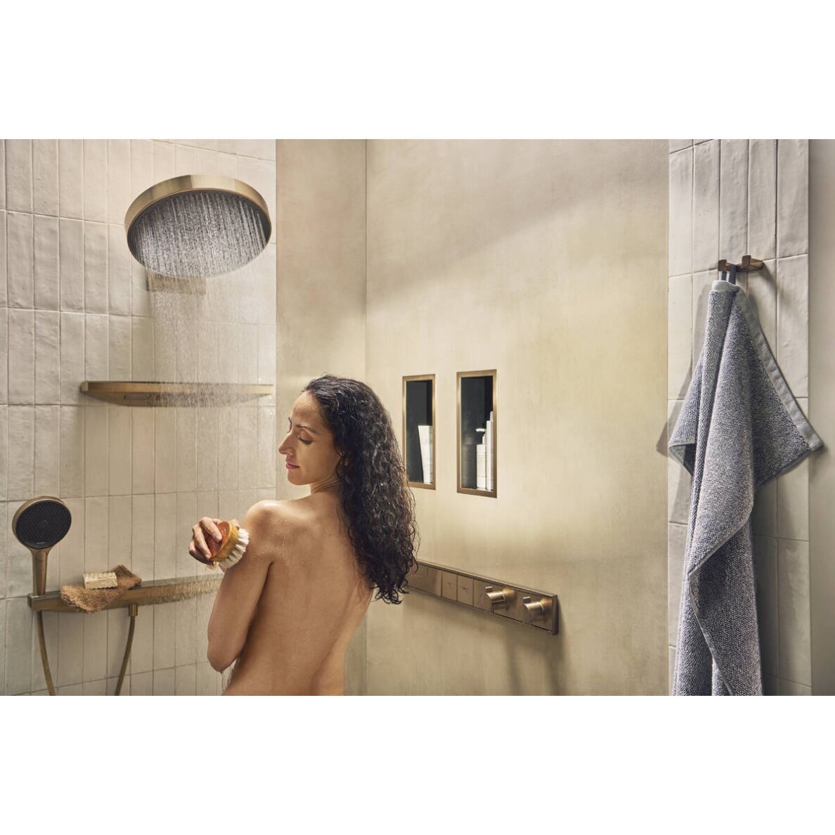 Potinkinis termostatinis dušo maišytuvas Hansgrohe RainSelect šlifuotos bronzos, 5 funkcijų 2 Potinkinis termostatinis dušo maišytuvas Hansgrohe RainSelect šlifuotos bronzos, 5 funkcijų 2