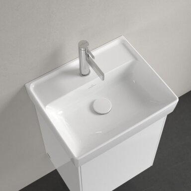 Praustuvas Villeroy & Boch Collaro 450x370x150, su skyle maišytuvui, be persipylimo angos, CeramicPlus danga, White Alpin baltos spalvos Praustuvas Villeroy & Boch Collaro 450x370x150, su skyle maišytuvui, be persipylimo angos, CeramicPlus danga, White Alpin baltos spalvos