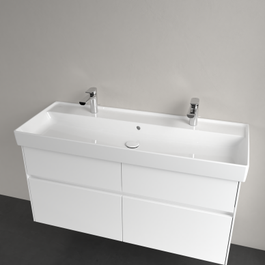Praustuvas VILLEROY&BOCH Colaro 1200x470, 2 skylės maišytuvui, Ceramic Plus danga, white alpin 2 Praustuvas VILLEROY&BOCH Colaro 1200x470, 2 skylės maišytuvui, Ceramic Plus danga, white alpin 2