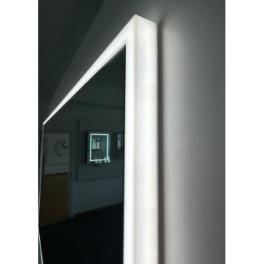 Veidrodis su LED apšvietimu Normandy 60 x 70 cm Veidrodis su LED apšvietimu Normandy 60 x 70 cm